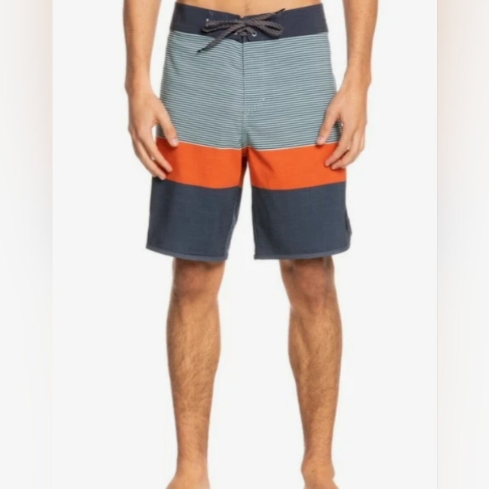 Quiksilver Everyday Blocked Shorts Size 38